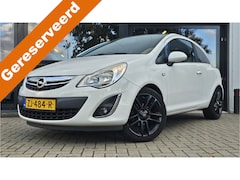 Opel Corsa - 1.4-16V 101pk Color Edition + 17inch + STUUR.STOELVERW. + LEDER PAKKET + AIRCO