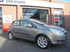 Opel Corsa - 1.2-16V Cosmo