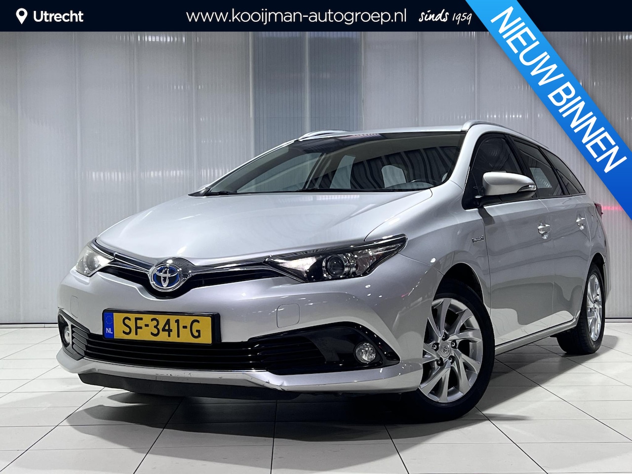 Toyota Auris Touring Sports - 1.8 Hybrid Dynamic | Trekhaak | Dealer onderhouden | - AutoWereld.nl