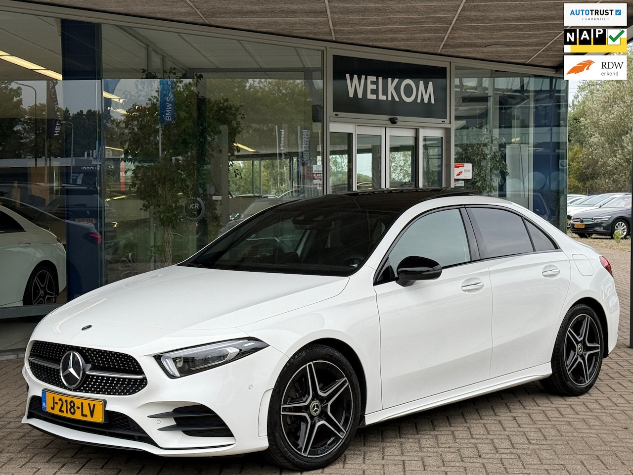 Mercedes-Benz A-klasse - 200 AMG Night Pano|Sfeer|Dodehoek|Memory|Multibeam - AutoWereld.nl