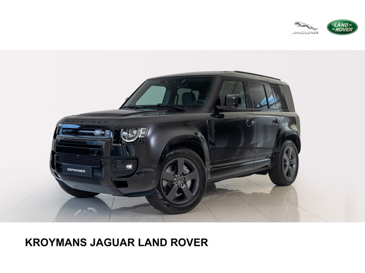 Land Rover Defender 110 - 2.0 P300e X-Dynamic SE | Panoramadak | Trekhaak | Black Pack - AutoWereld.nl