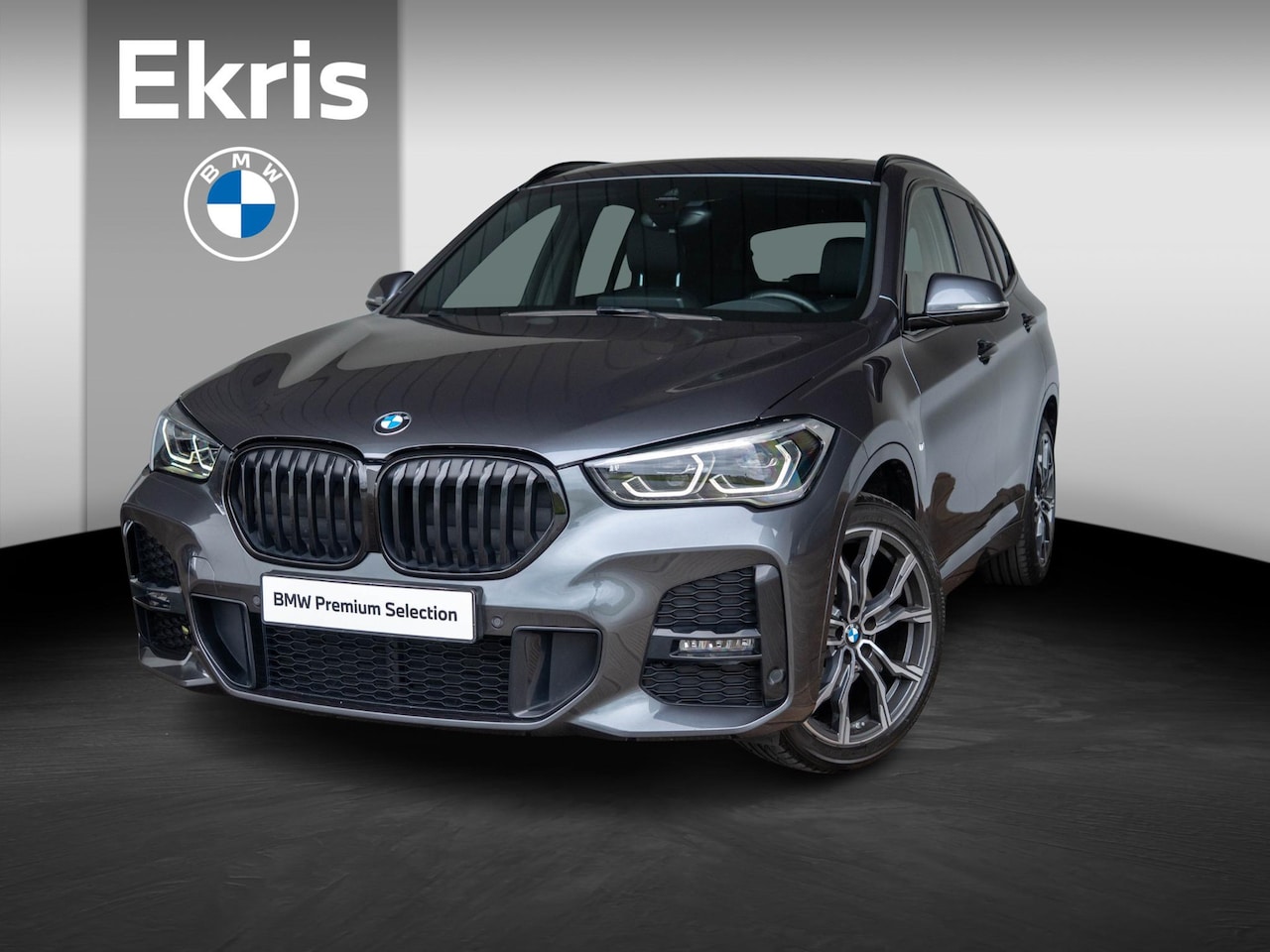 BMW X1 - sDrive18i | M Sportpakket | Panoramadak | Elektrische Achterklep | Stoelverwarming | Head- - AutoWereld.nl