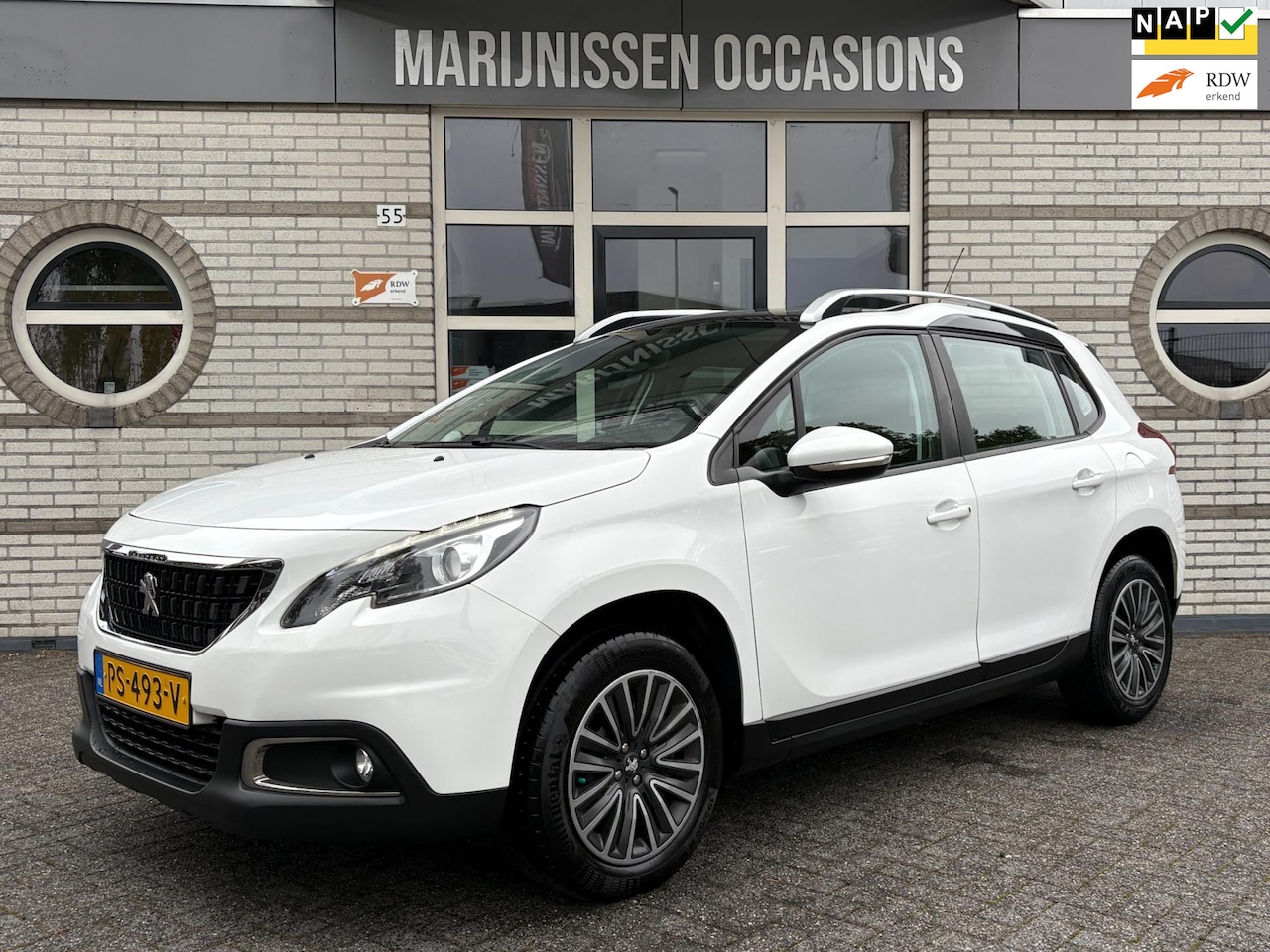 Peugeot 2008 - 1.2 PureTech Active |Navi,Carplay,Airco| - AutoWereld.nl