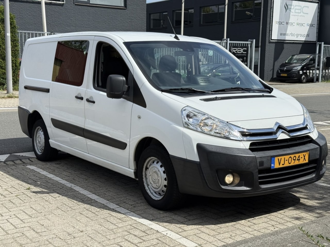 Citroën Jumpy - 2.0 HDI 128PK L2H2 Dubbel Cabine Navi 6-Zits - AutoWereld.nl