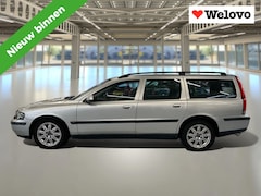 Volvo V70 - 2.4 Comfort Line Leuke nette toerbuffel