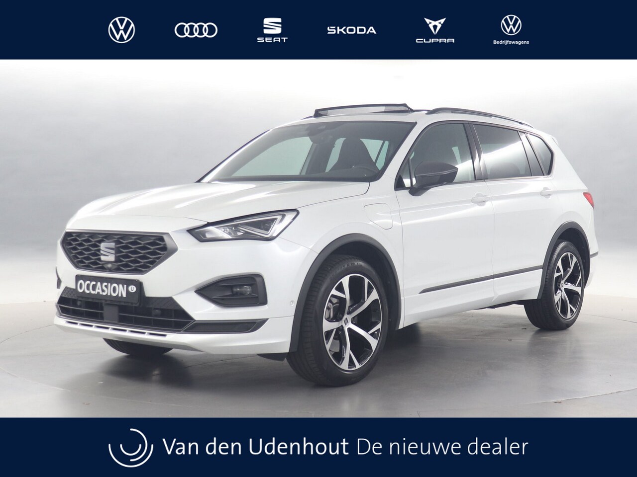 SEAT Tarraco - 1.4 TSI eHybrid 245pk PHEV FR Business / Panoramadak / Trekhaak 1800kg / 360 Camera - AutoWereld.nl