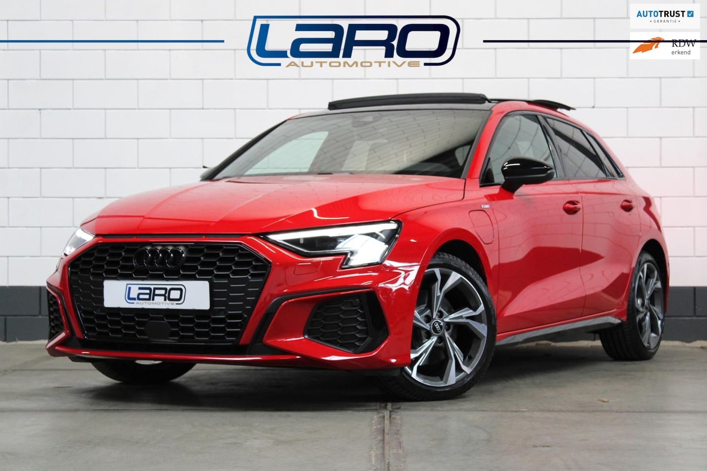 Audi A3 Sportback - 40 TFSI e S-Line | Pano B&O S3 Sfeer Matrix Cam Keyless BTW CarPlay - AutoWereld.nl