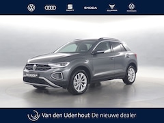 Volkswagen T-Roc - 1.0 TSI 115pk Oranje Edition / Navigatie / Keyless / Camera