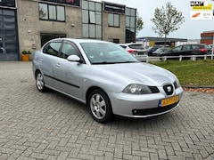 SEAT Cordoba - 1.4-16V Sensation Nieuwe Apk Airco Camera NAP