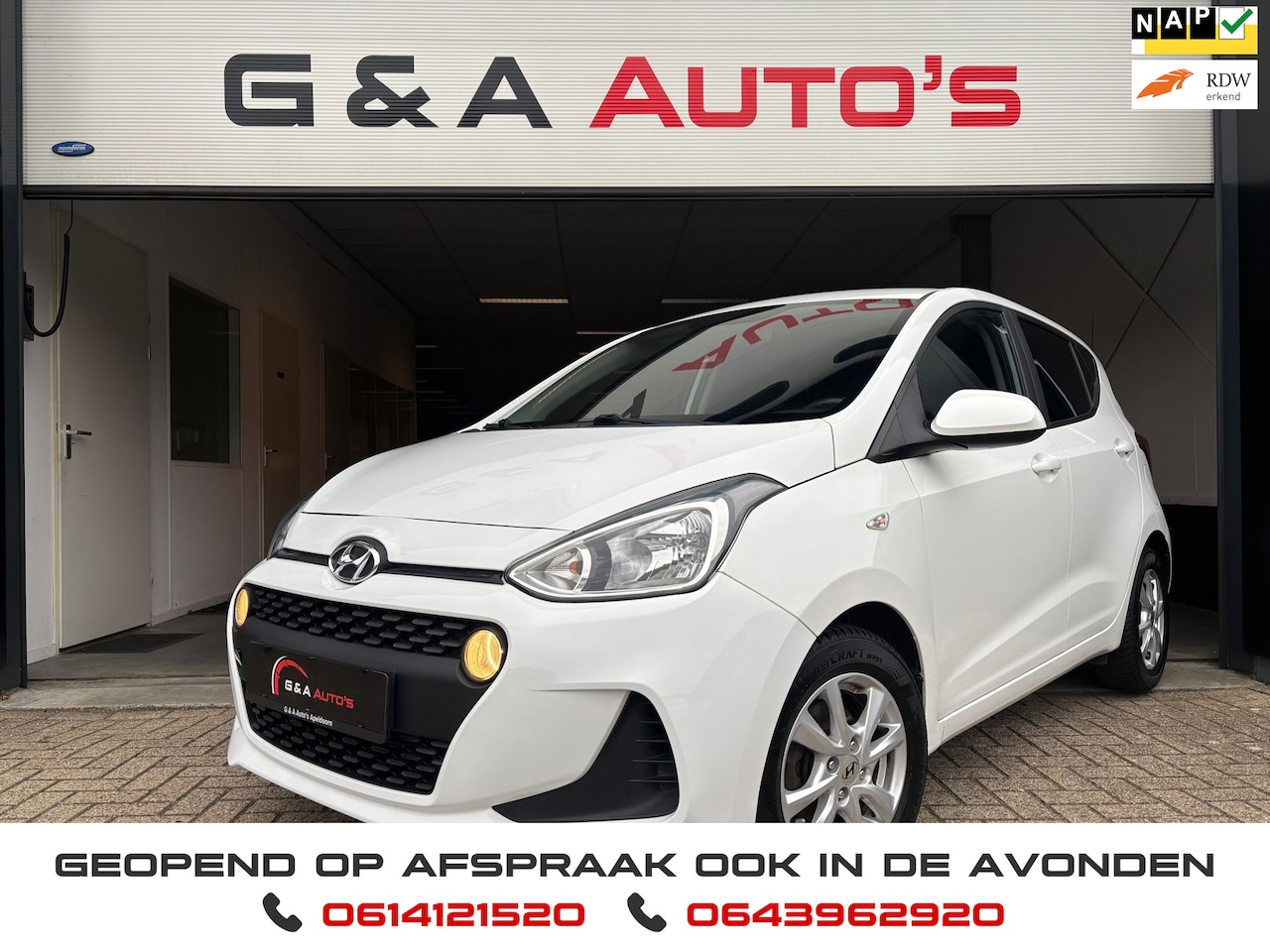 Hyundai i10 - 1.0i Airco / Carplay / Cruise CTRL / Navi / Stuur+Stoel Verw. - AutoWereld.nl