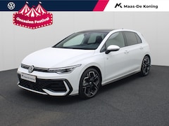Volkswagen Golf - 1.5eTSI/150PK R-Line DSG · NIEUW MODEL · Navigatie · Apple/Android Carplay · Camera + Park