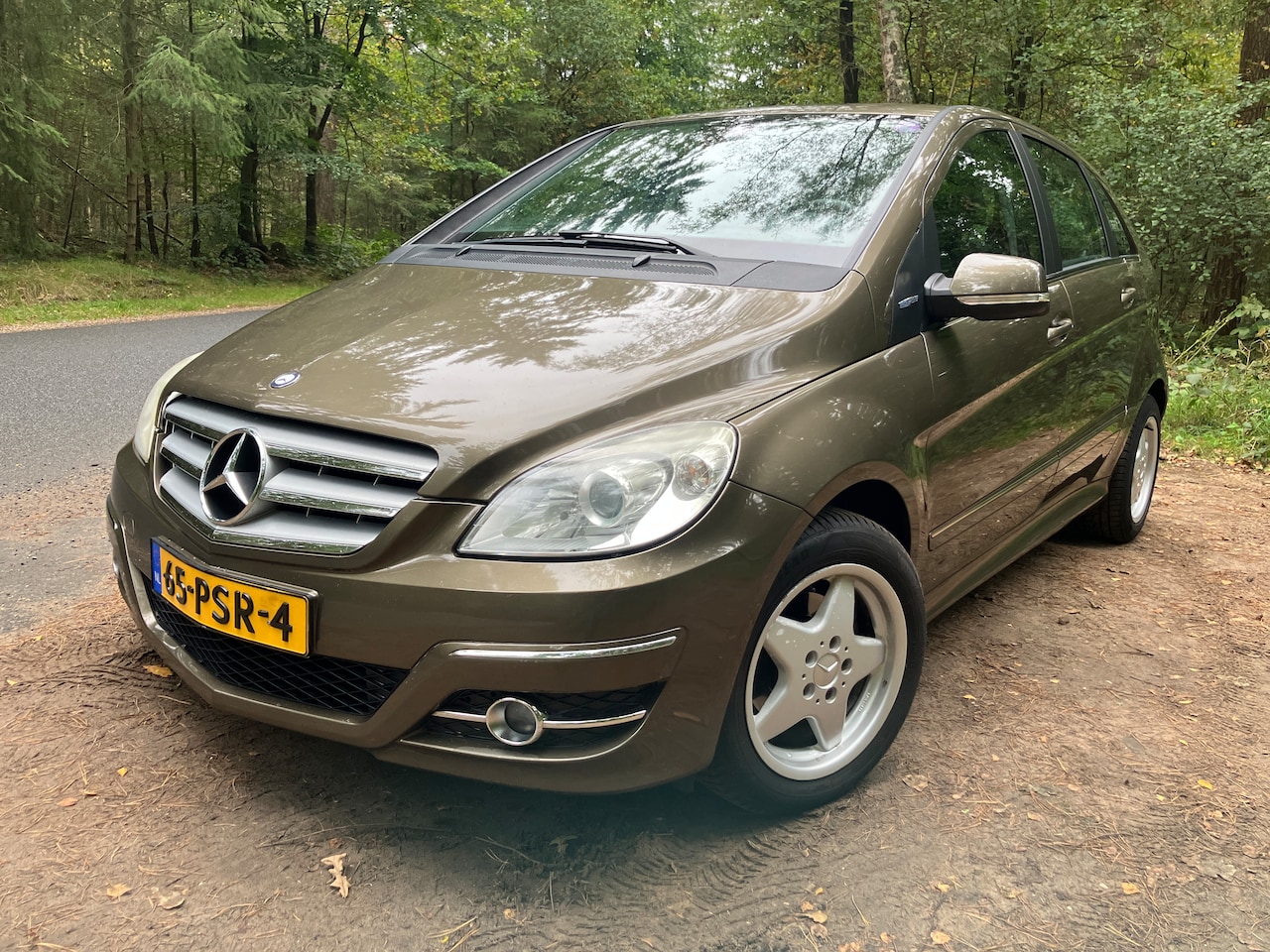 Mercedes-Benz B-klasse - 160 BlueEFFICIENCY Business Class NL-auto, airco, cruisecontrol, trekhaak, 4 seizoensbanden! - AutoWereld.nl