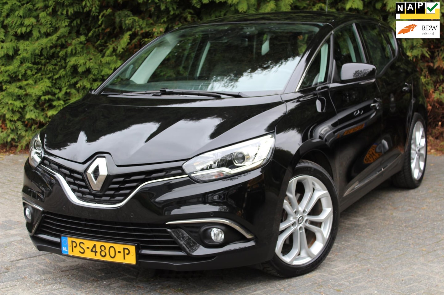 Renault Scénic - 1.5 dCi Zen 110PK | Automaat | Climate Control | Parkeersensoren | Navigatie - AutoWereld.nl