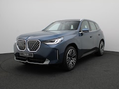 BMW X3 - 30e xDrive Panoramadak | Iconic Glow | Professional Pack | Comfort Pack
