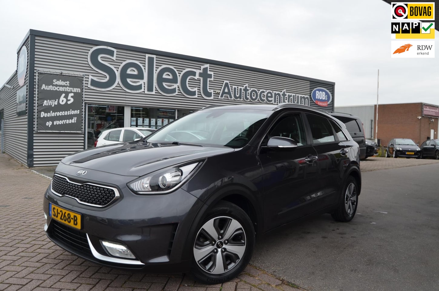 Kia Niro - 1.6 GDi Hybrid DynamicLine|1/2 LEDER| NAVI| LMW|NL AUTO| - AutoWereld.nl