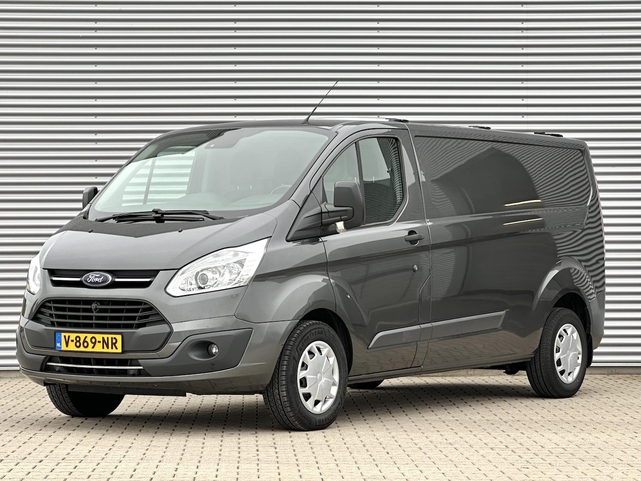 Ford Transit Custom - 310 2.0 TDCI L2H1 Limited Automaat - AutoWereld.nl