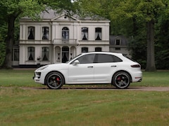 Porsche Macan - 3.0 GTS | Pano-dak | SportDesign | Sport Chrono | Luchtvering | 2e eig | Adapt. Sportstoel