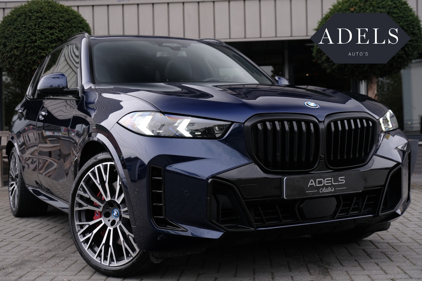 BMW X5 - xDrive50e M Sport Pro Panodak Harman Kardon Massage Shadowline HUD - AutoWereld.nl