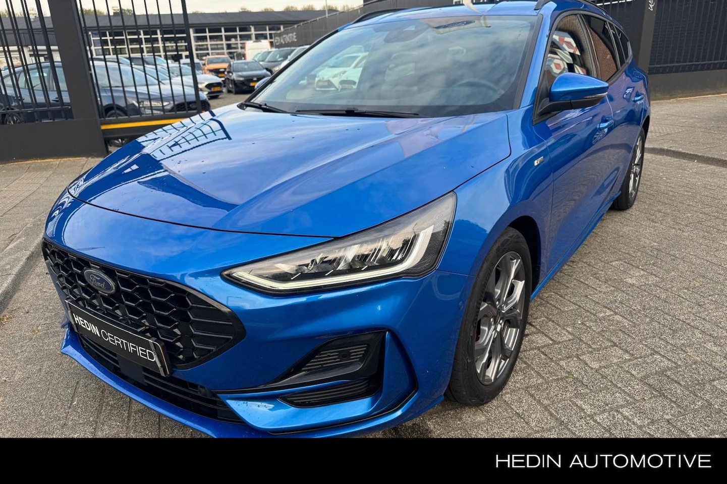 Ford Focus Wagon - 1.0 EcoBoost Hybrid ST Line Style | Winter Pack | Parking Pack - AutoWereld.nl