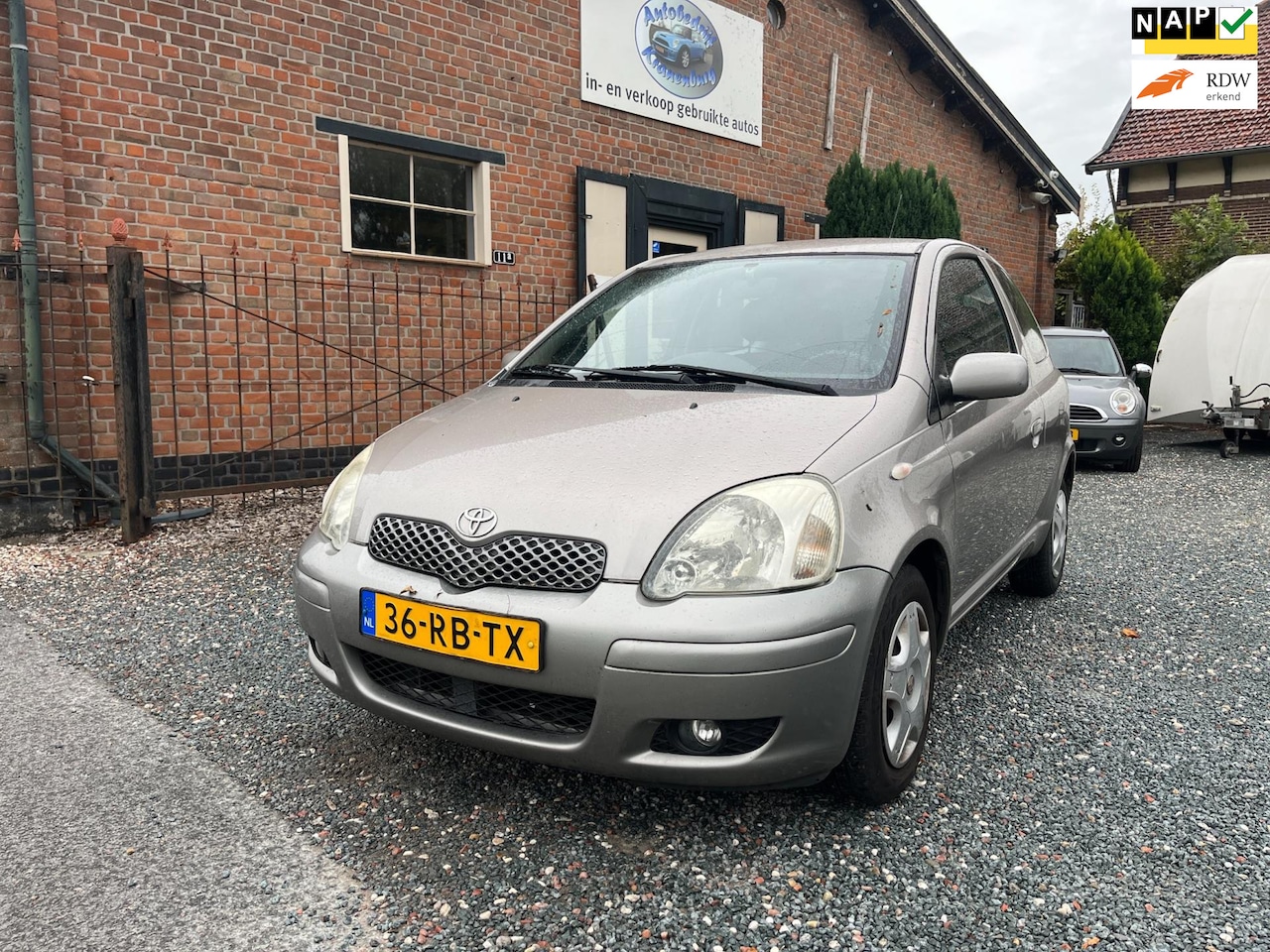 Toyota Yaris - 1.0 VVT-i S-Line 1.0 VVT-i S-Line ( Airco + Elektrische ramen ) - AutoWereld.nl