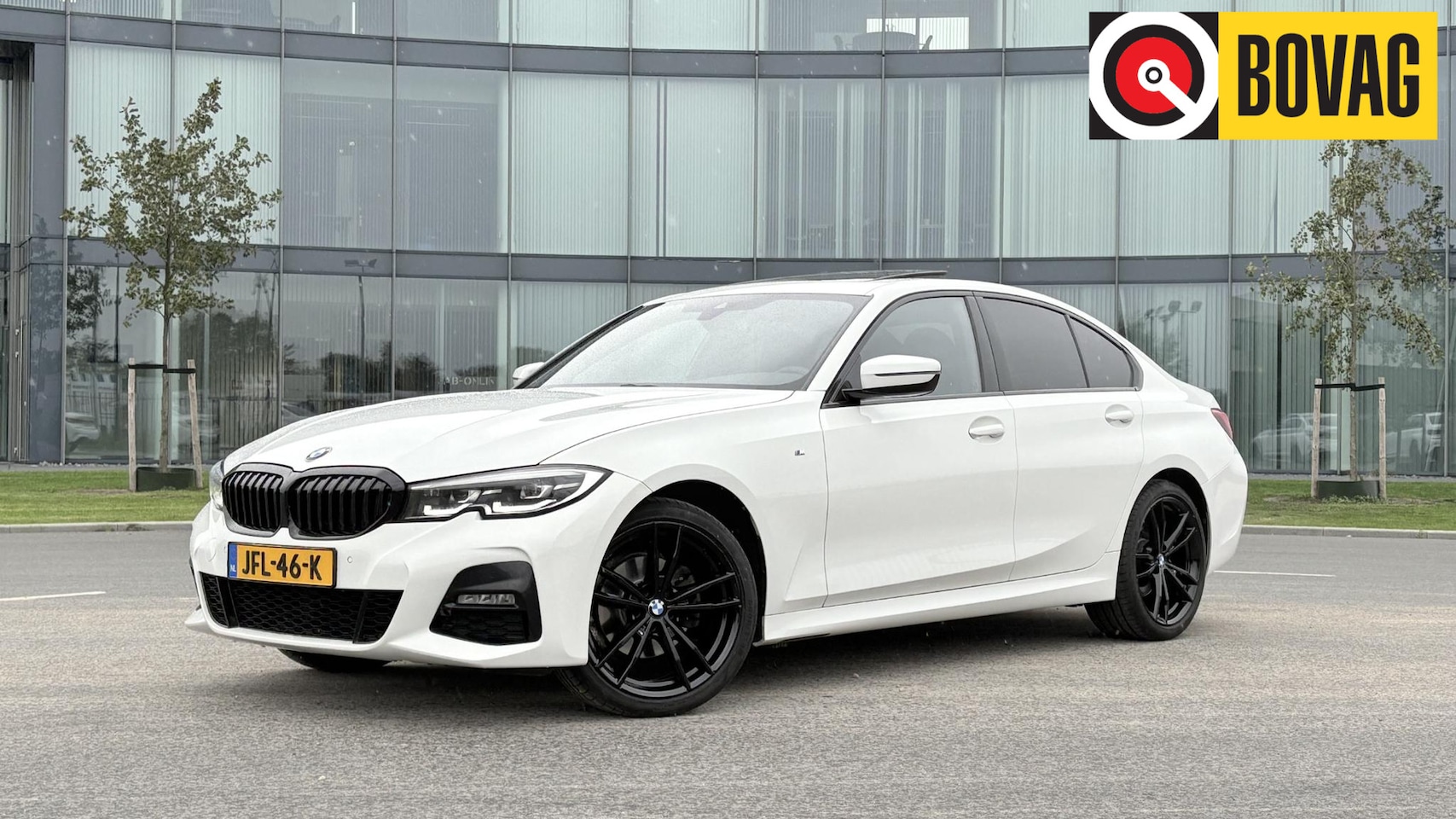 BMW 3-serie - 320i High Executive M-Sport schuifdak - AutoWereld.nl