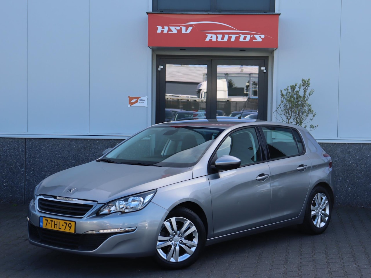 Peugeot 308 - 1.2 VTi Active navi LM airco - AutoWereld.nl