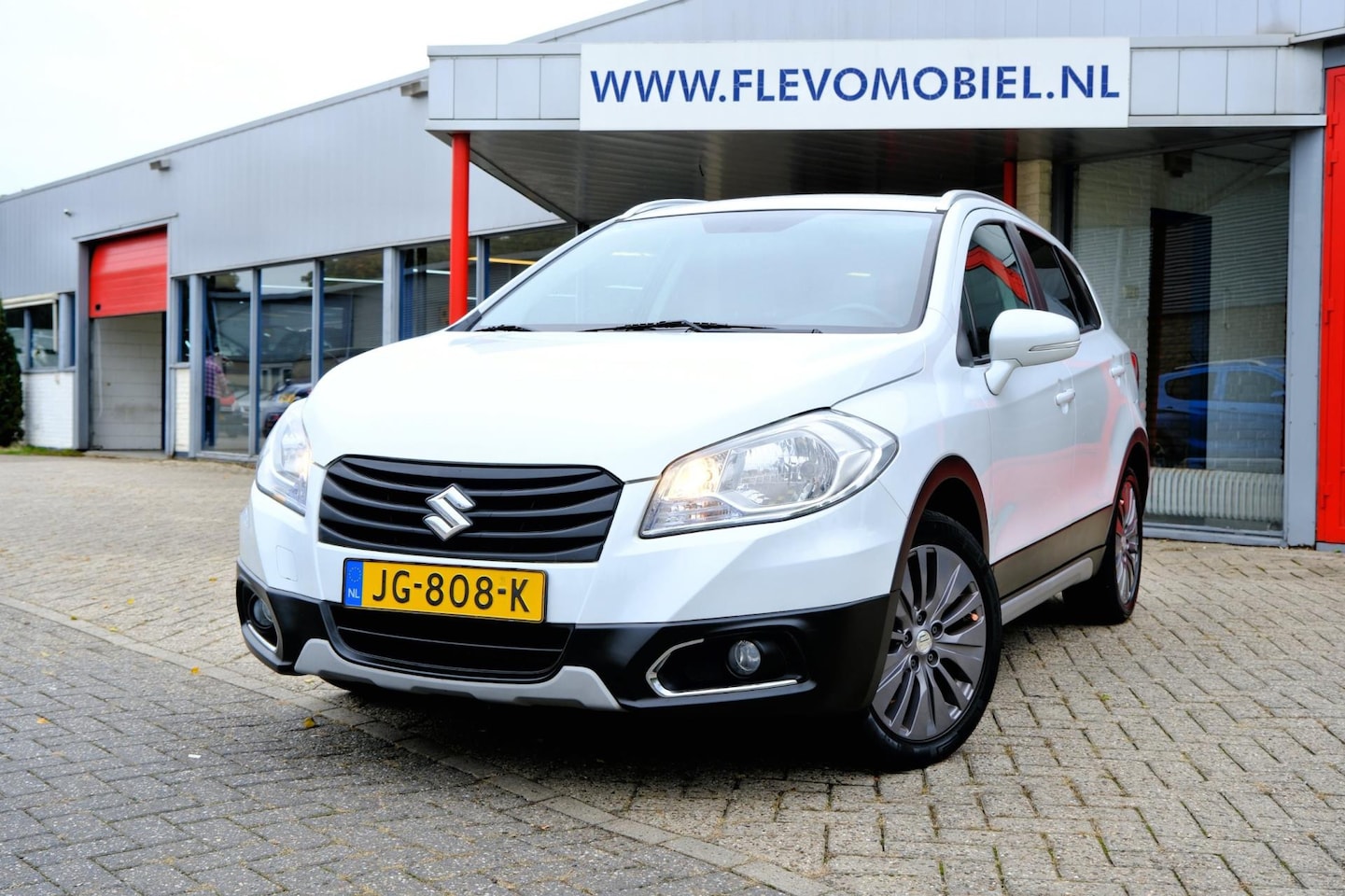 Suzuki SX4 S-Cross - 1.6 120pk Exclusive Clima|LMV|Stoelverw. - AutoWereld.nl