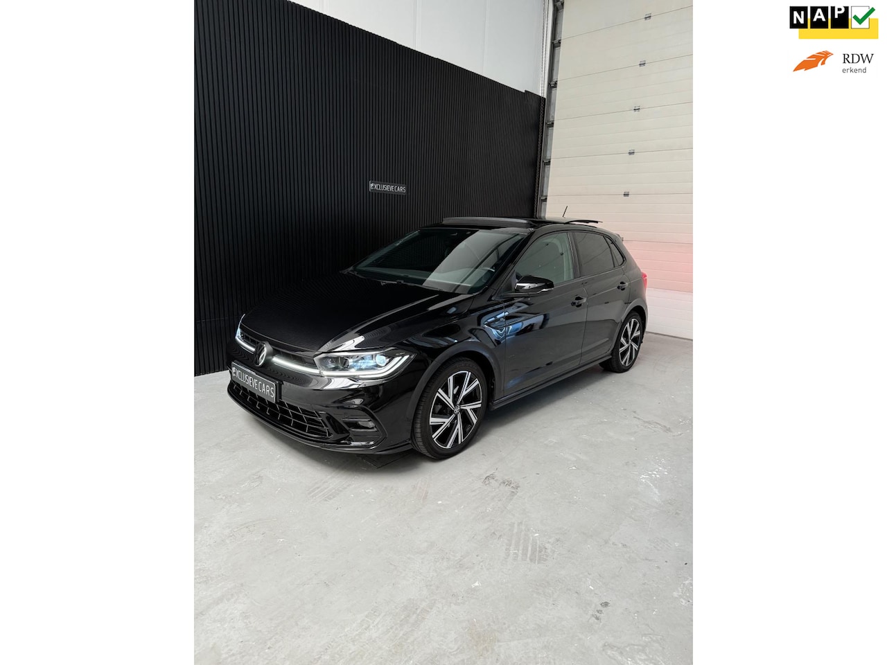 Volkswagen Polo - 1.0 TSI R-Line 3X R-LINE PANO KEYLES - AutoWereld.nl