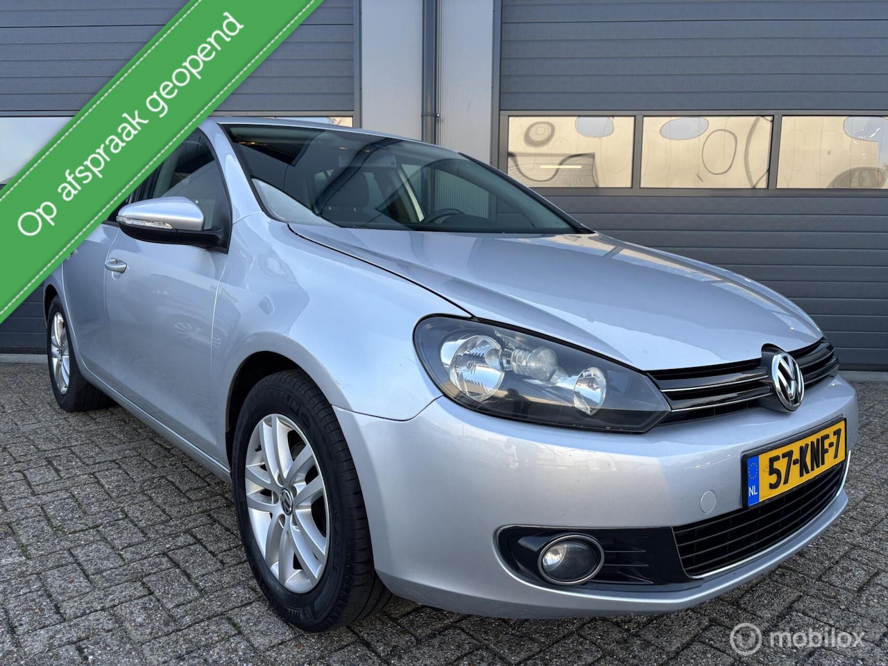 Volkswagen Golf - 1.2 TSI Highline BlueMotion 1.2 TSI Highline BlueMotion - AutoWereld.nl