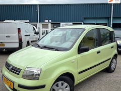 Fiat Panda - 1.2 Dynamic | Nieuwe APK | Lage KM Stand NAP | Parkeersensoren | EL Ramen | Radio met aux