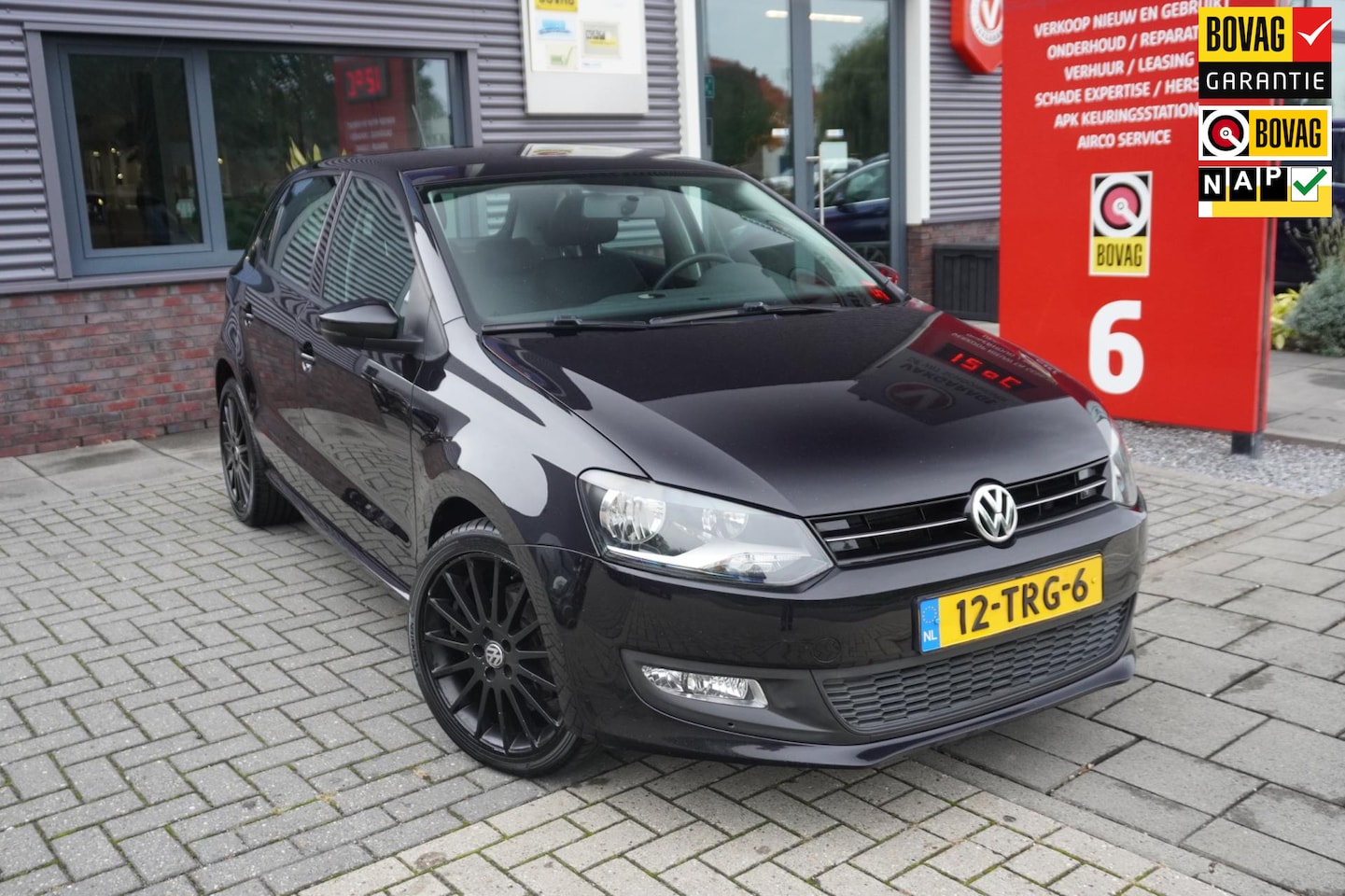 Volkswagen Polo - 1.2 TSI Comfortline Airco / Carplay / Airco / Navi / LM17'' / Elek. ramen - AutoWereld.nl