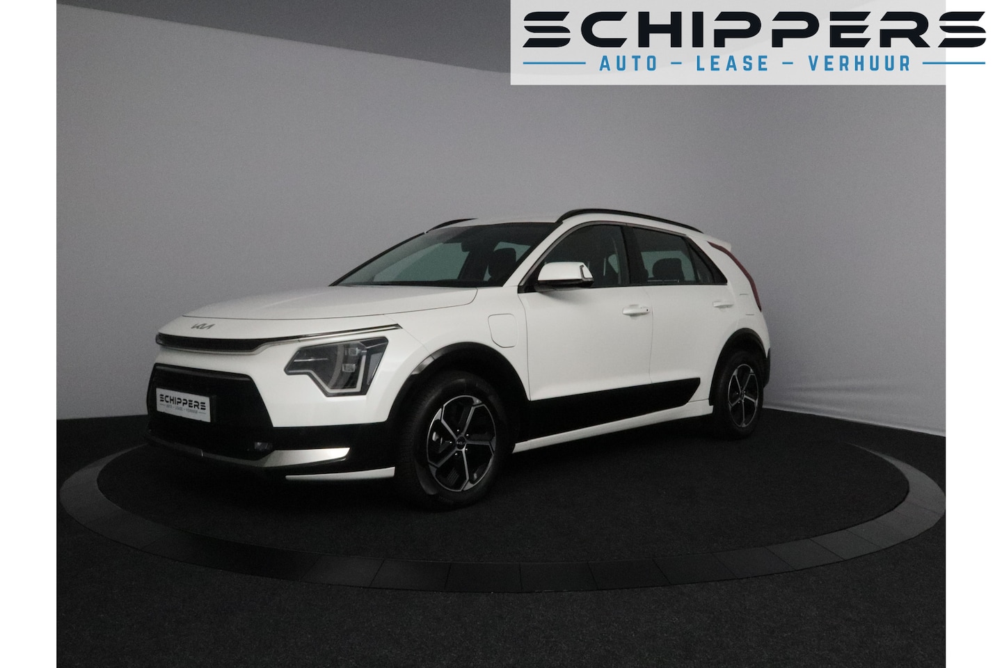 Kia Niro - 1.6 GDi PHEV DynamicLine Achteruitrij camera | Navigatie | Keyless start - AutoWereld.nl