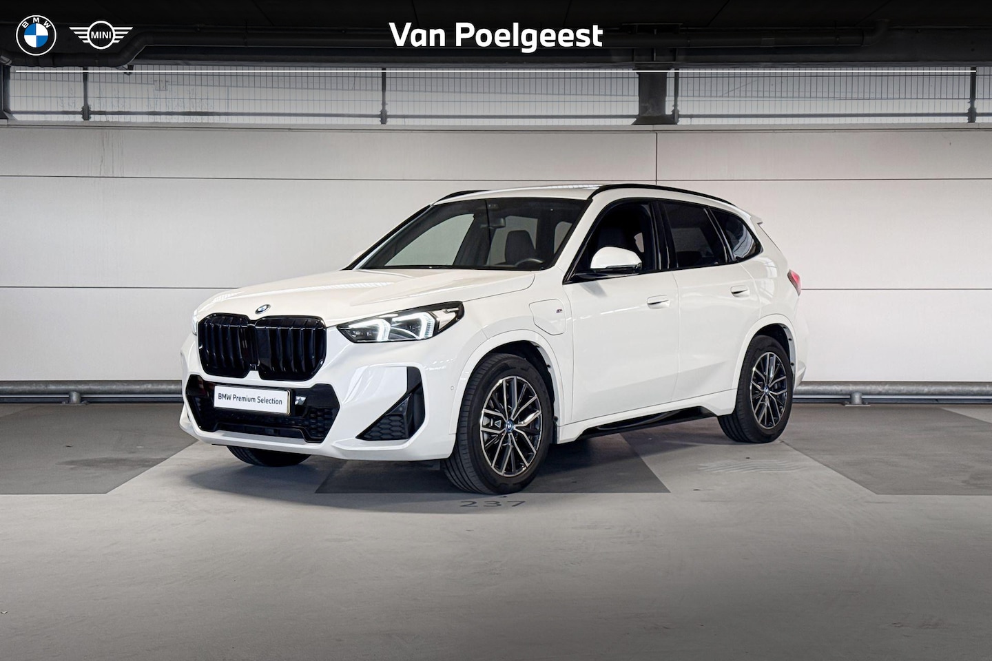 BMW X1 - xDrive25e M-sport - AutoWereld.nl