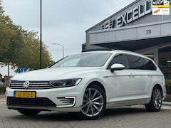 Volkswagen Passat Variant - 1.4 TSI GTE Highline|Pano|Navi