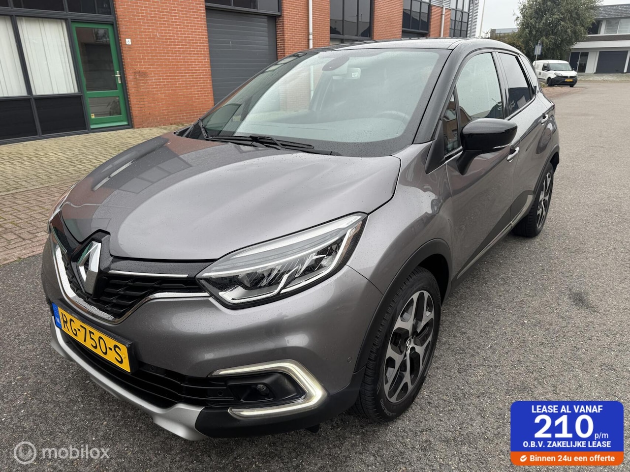 Renault Captur - 0.9 TCe Intens lage km stand. All-in prijs - AutoWereld.nl