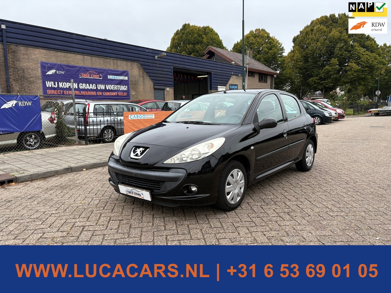 Peugeot 206 - 1.4 XS TREKHAAK! - AutoWereld.nl