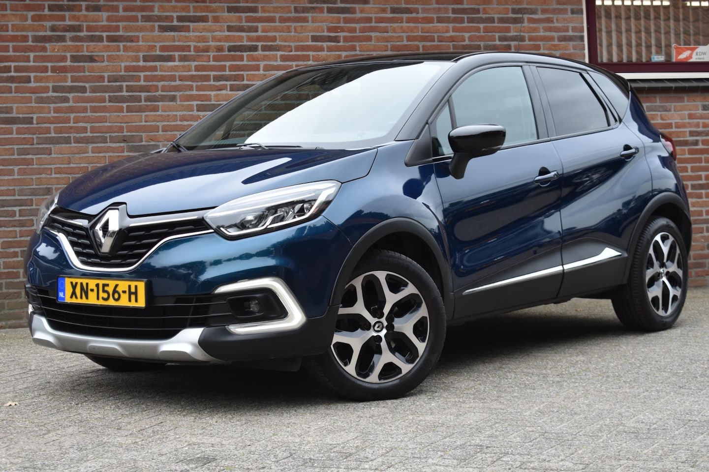 Renault Captur - 1.2 TCe Intens '17 Cruise Navi Cruise Inruil mogelijk - AutoWereld.nl