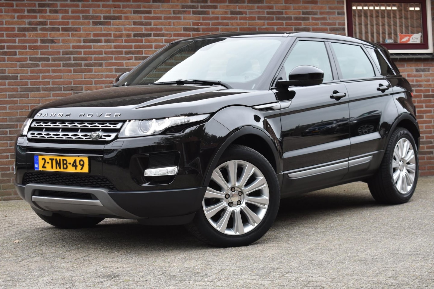 Land Rover Range Rover Evoque - 2.2 TD4 4WD Dynamic '14 Pano Leder Clima Cruise Inruil mogelijk - AutoWereld.nl