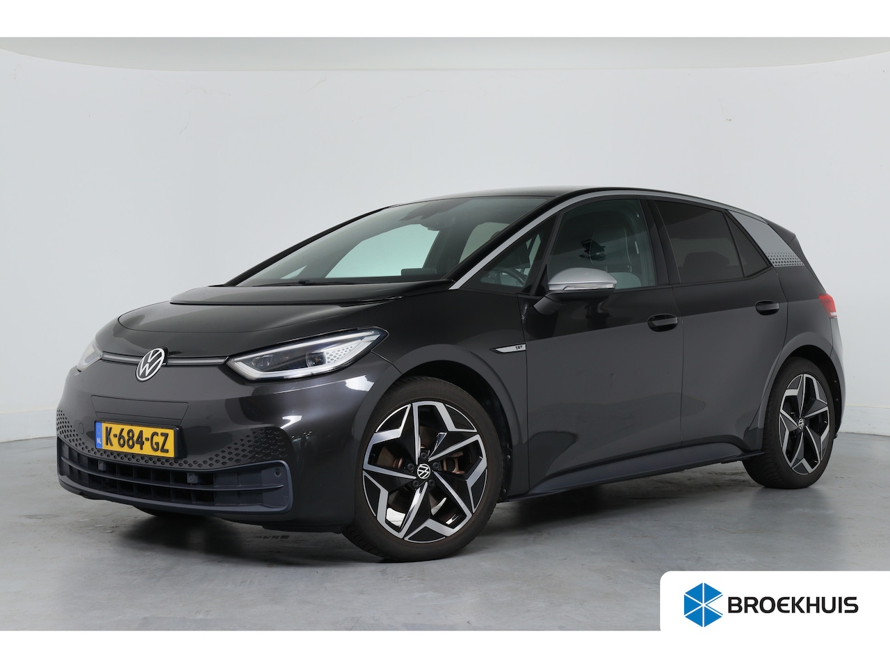 Volkswagen ID.3 - First Plus 58 kWh | Adaptive Cruise | Camera | Keyless | Led | Stoel/-Stuuverwarming | Cli - AutoWereld.nl