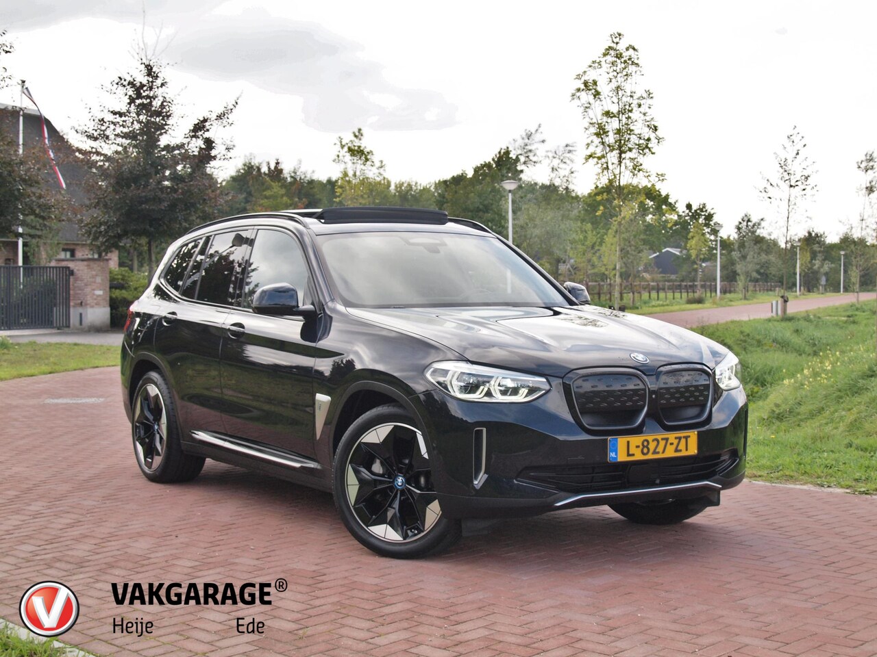 BMW iX3 - High Executive 80 kWh | Panoramadak | Camera | Harman Kardon | Cruise Control | Head-up di - AutoWereld.nl