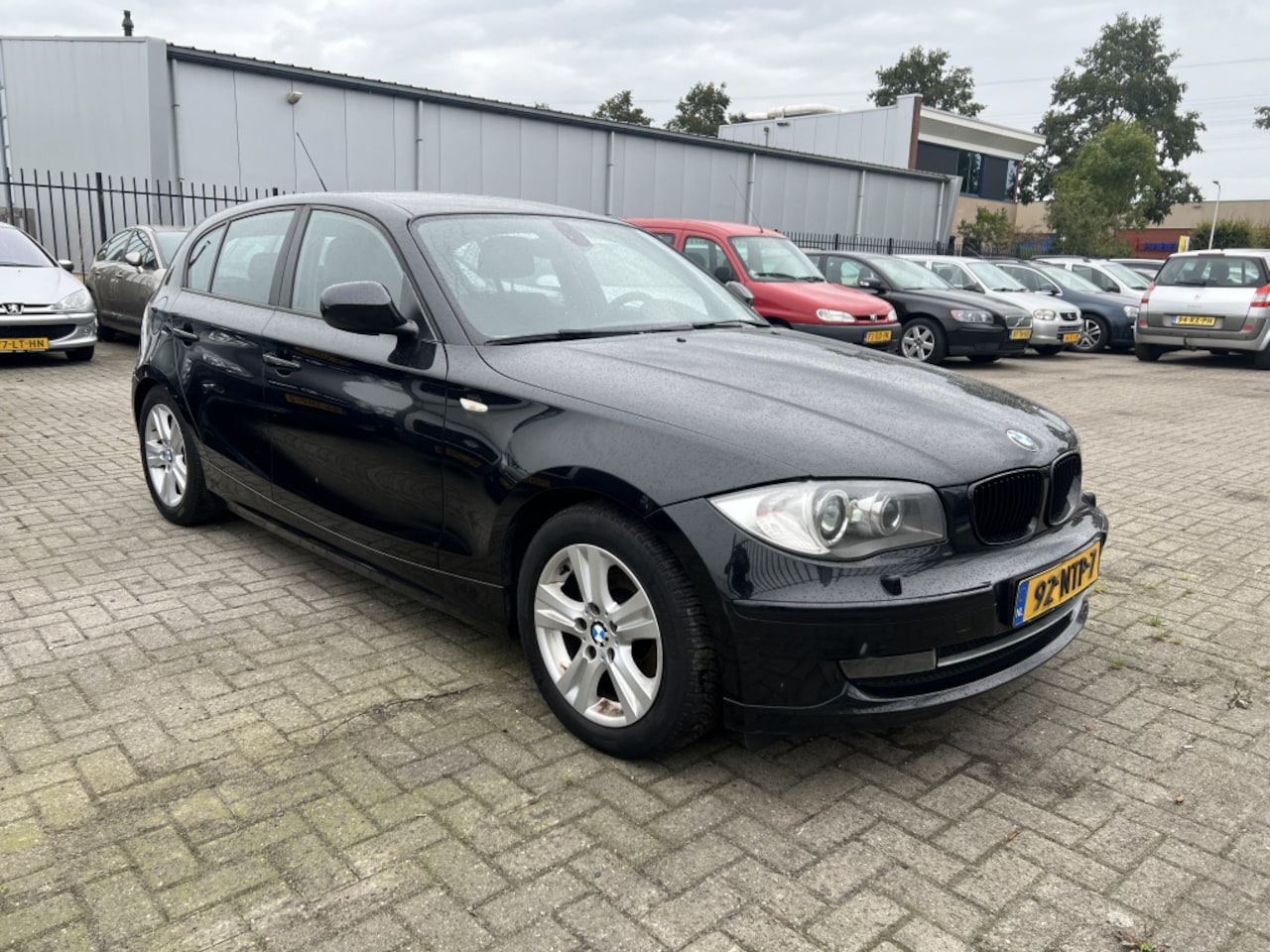 BMW 1-serie - 116i | 5DRS| BJ:2010!!| MOTOR TIK! - AutoWereld.nl