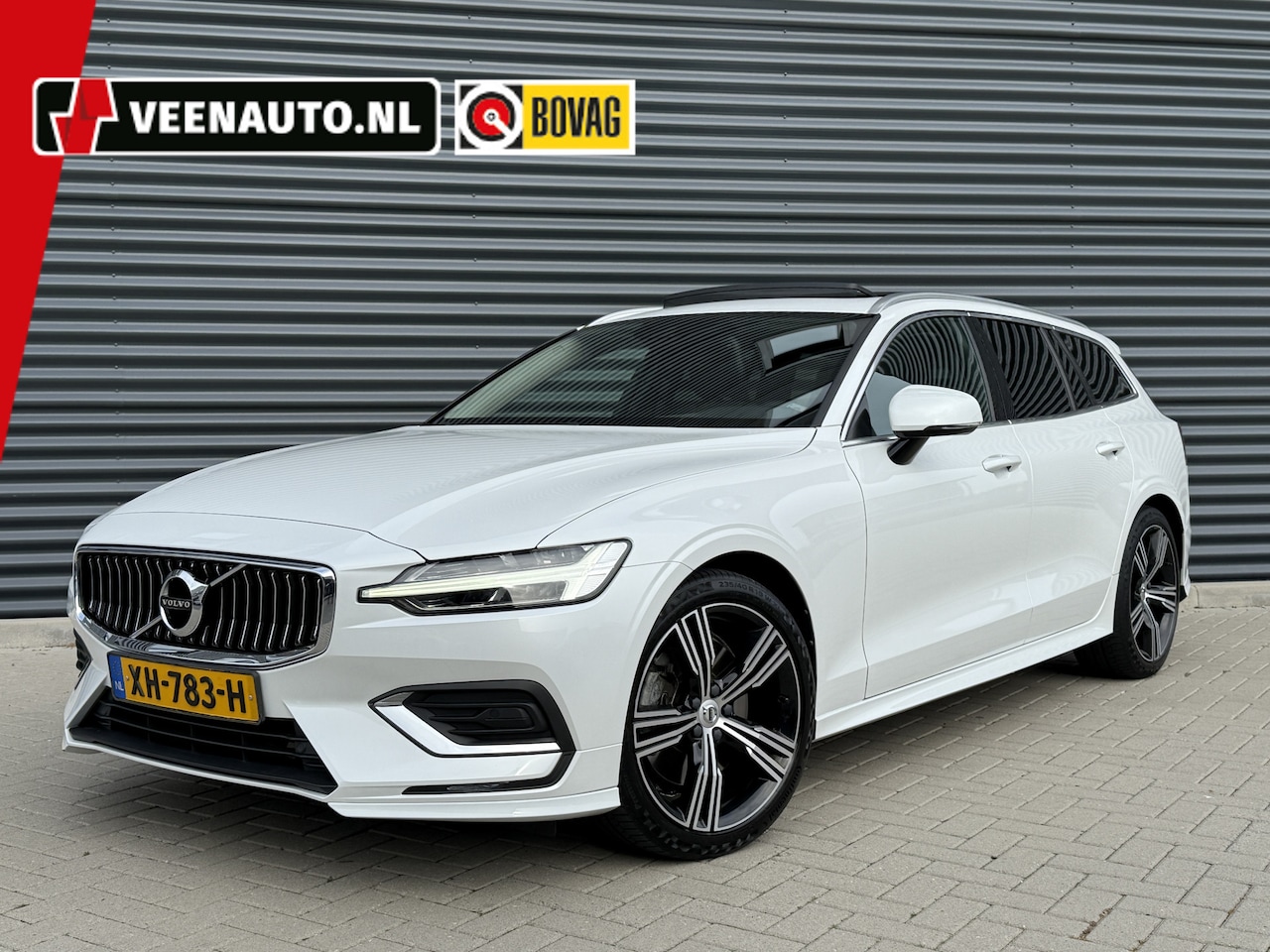 Volvo V60 - 2.0 T5 R-Line Pano/Trekhaak/Harman Kardon - AutoWereld.nl