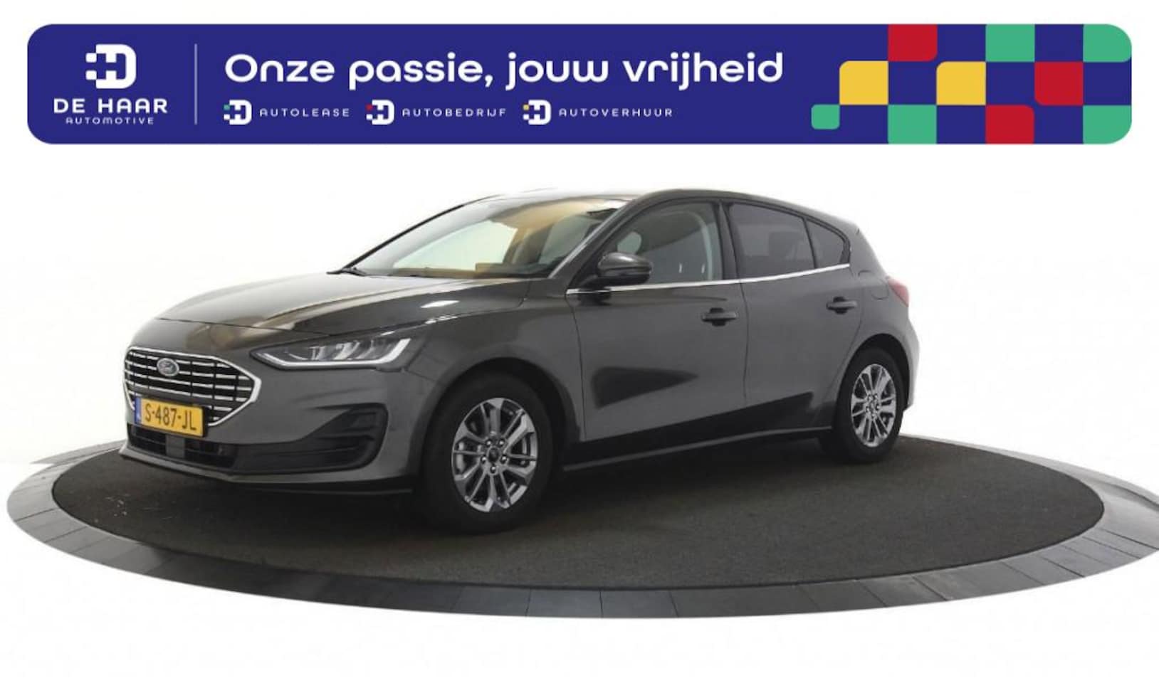 Ford Focus - 1.0 Ecoboost Titanium - Carplay - Sensoren voor+achter - AutoWereld.nl