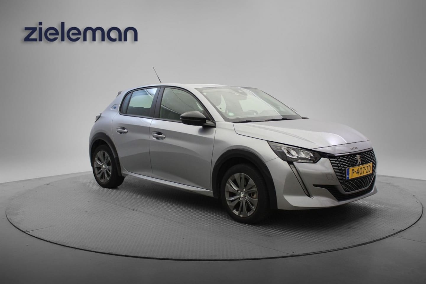 Peugeot 208 - EV Active Pack 50 kWh - Carplay, Navi, Cruise - AutoWereld.nl