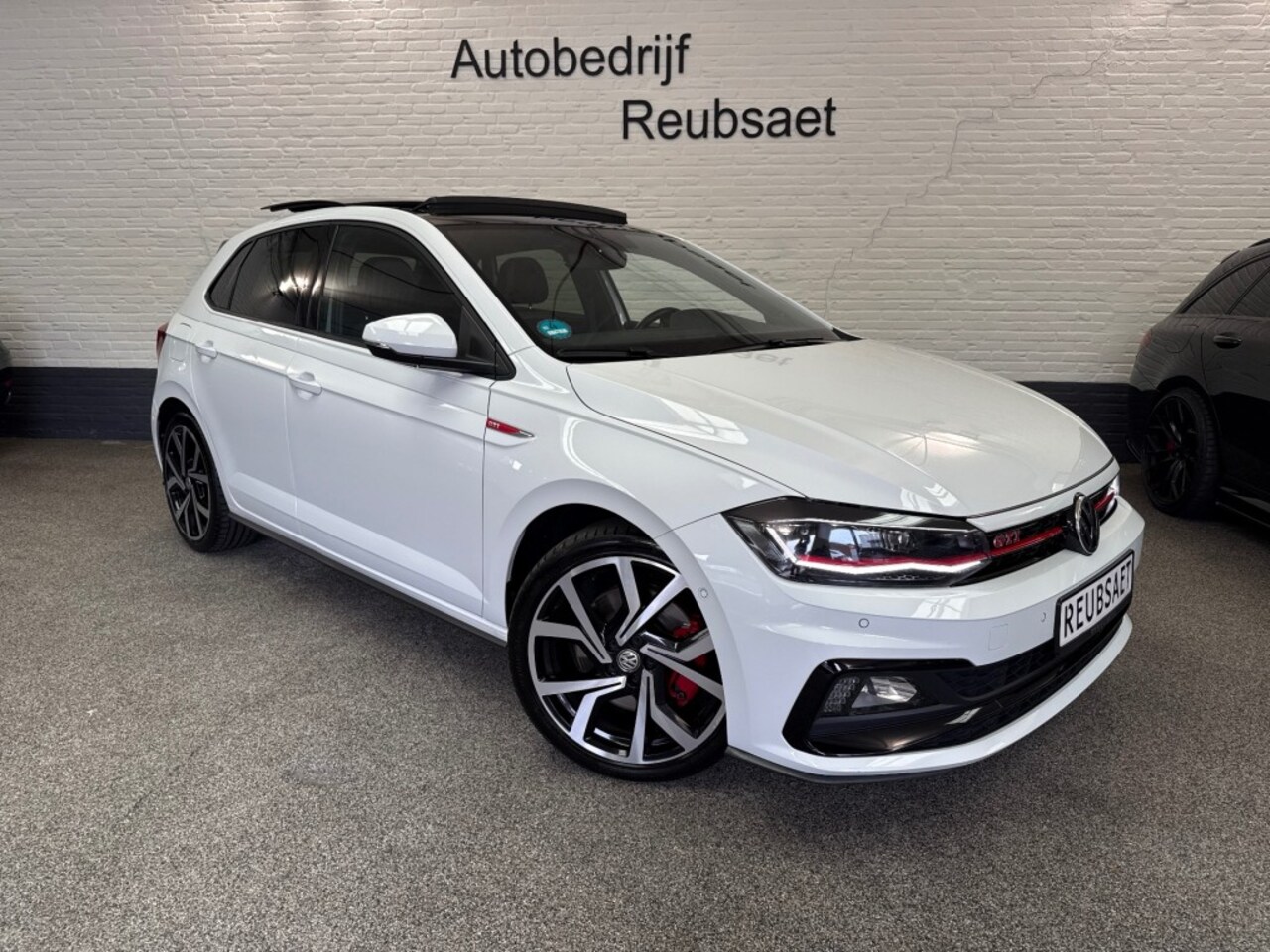 Volkswagen Polo - 2.0 TSI GTI 200PK DSG Panodak Virtual Carplay ACC Incl 12Mnd Garantie - AutoWereld.nl