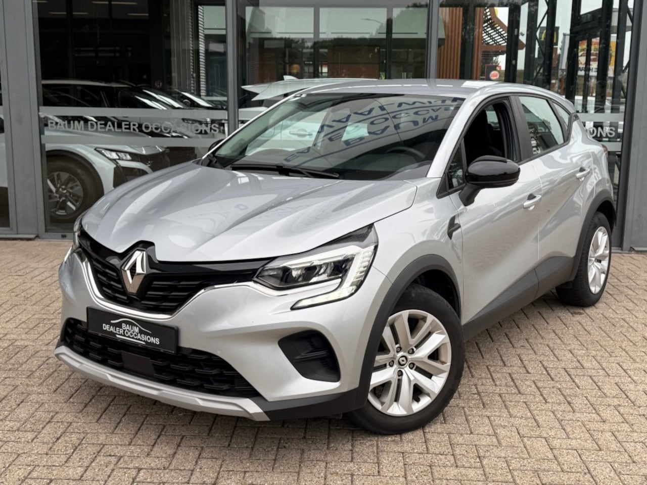 Renault Captur - 1.0 TCE 90 EQUILIBRE NAVI PDC STOELVW CARPLAY - AutoWereld.nl