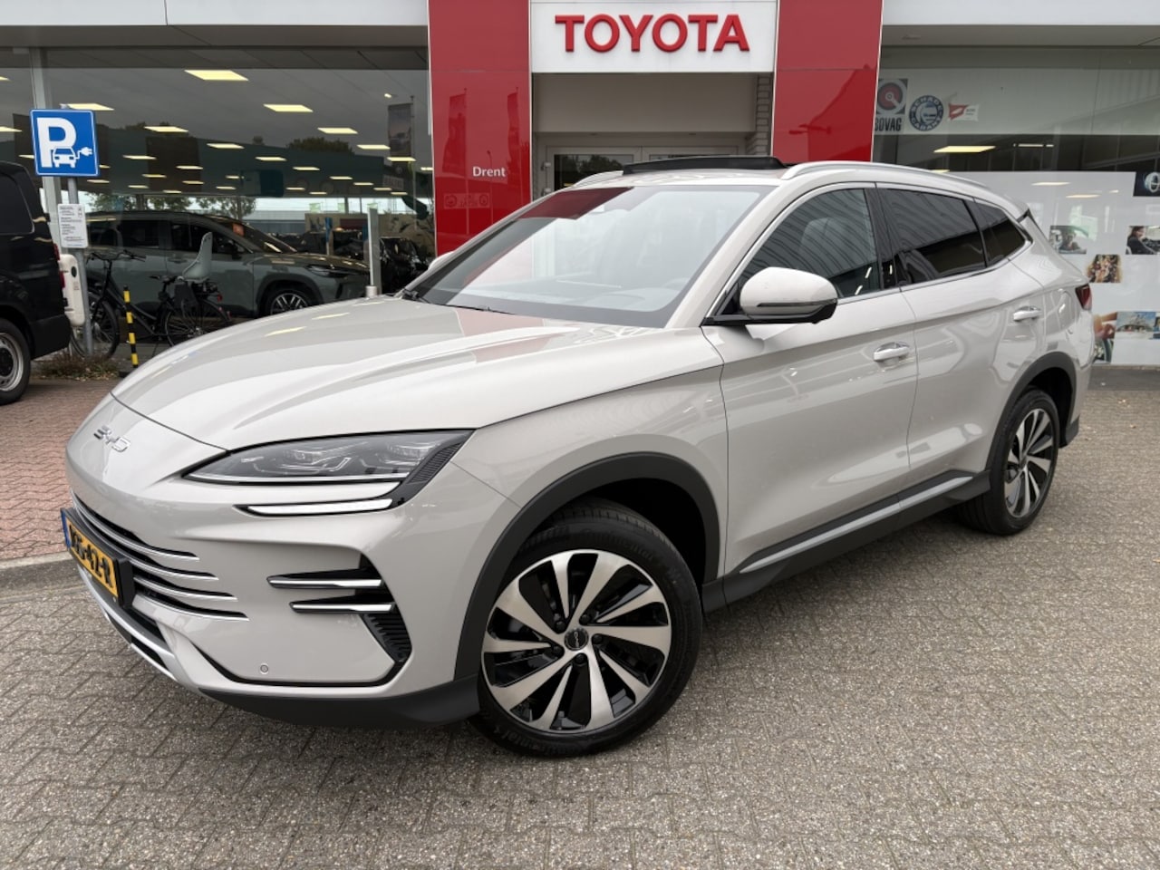 BYD Seal U - 1.5 DM-i FWD Boost | Schuif/kantel dak | 360 Camera | Infinty | - AutoWereld.nl