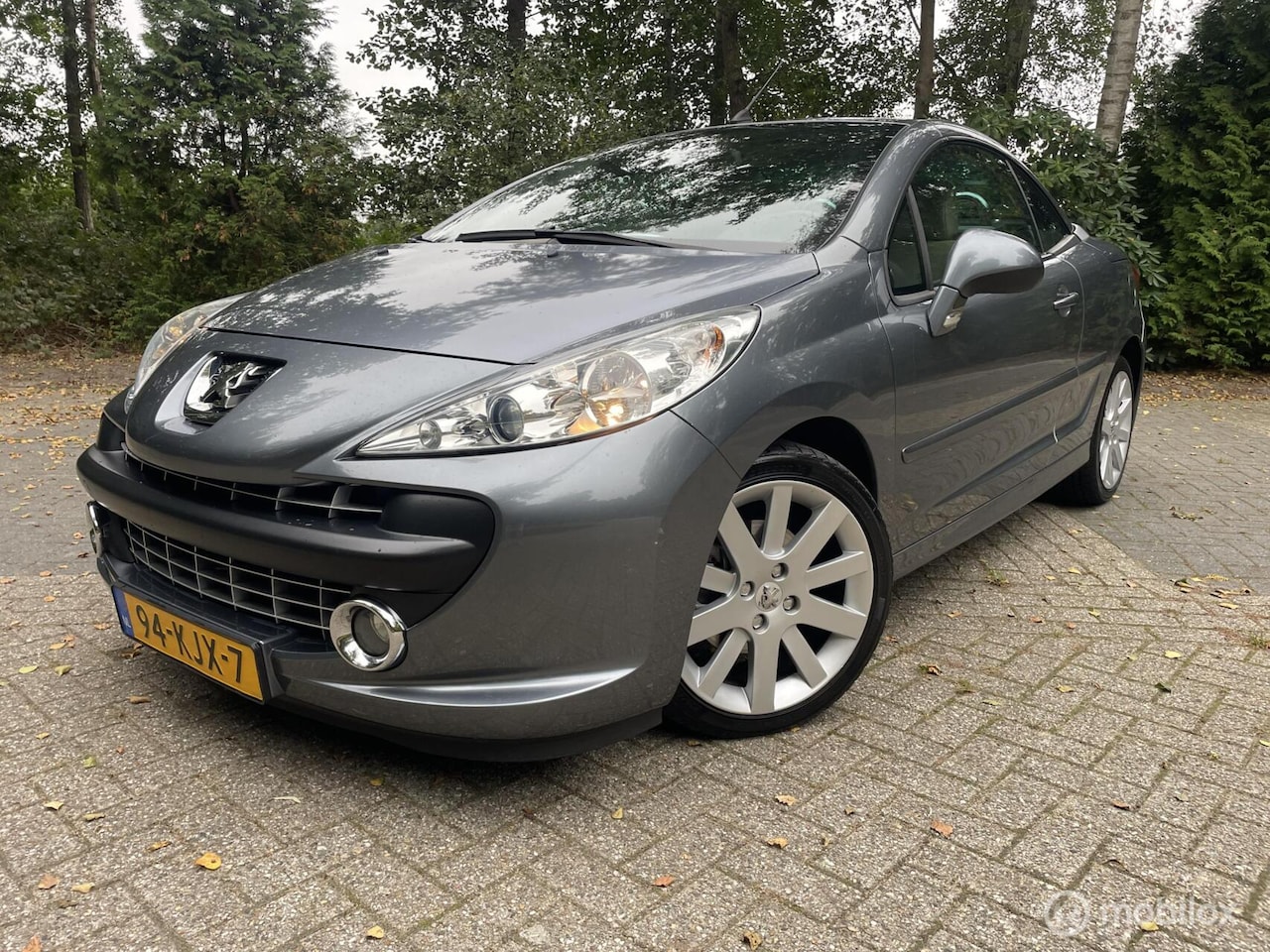 Peugeot 207 CC - 1.6 VTi Féline..Automaat,Leer,Navigatie - AutoWereld.nl