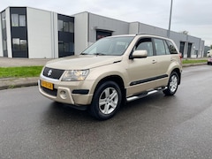 Suzuki Grand Vitara - 2.0-16V Exclusive Clima 4 aandrijving AFN Trekhaak
