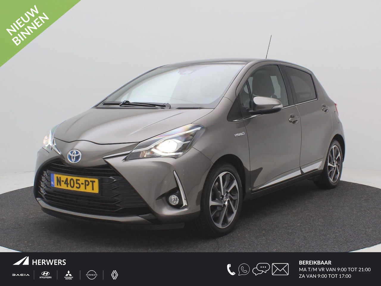 Toyota Yaris - 1.5 Hybrid Aspiration AUTOMAAT / GROOT Glazendak / Cruise control / Airco Climate control - AutoWereld.nl